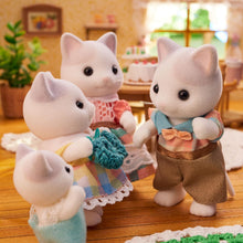 Load image into Gallery viewer, Calico Critters Latte Cat Family