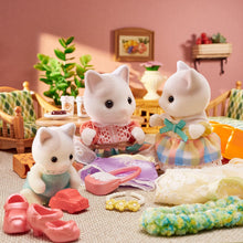 Load image into Gallery viewer, Calico Critters Latte Cat Family
