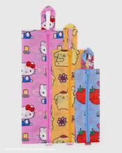 Load image into Gallery viewer, Baggu 3D Zip Set - Hello Kitty and Friends Florals
