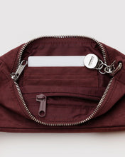 Load image into Gallery viewer, Baggu Nylon Pochette - Mahogany
