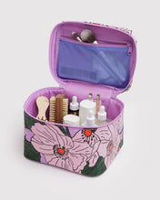 Load image into Gallery viewer, Baggu Large Cosmetic Case - Pink Poppy
