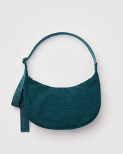 Load image into Gallery viewer, Baggu Medium Nylon Crescent Bag (Deep Sea)
