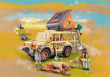 Load image into Gallery viewer, Playmobil Cross-Country Vehicle with Lions
