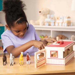 Take-Along Show-Horse Stable