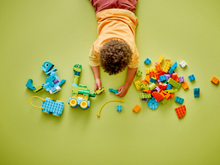 Load image into Gallery viewer, Duplo 3in1 Dinosaurs on Wheels
