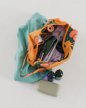 Load image into Gallery viewer, Baggu Dopp Kit - Orange Tree
