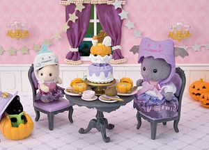 Calico Critters Halloween Surprise Party Set