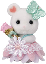Load image into Gallery viewer, Royal Princess Set Calico Critters
